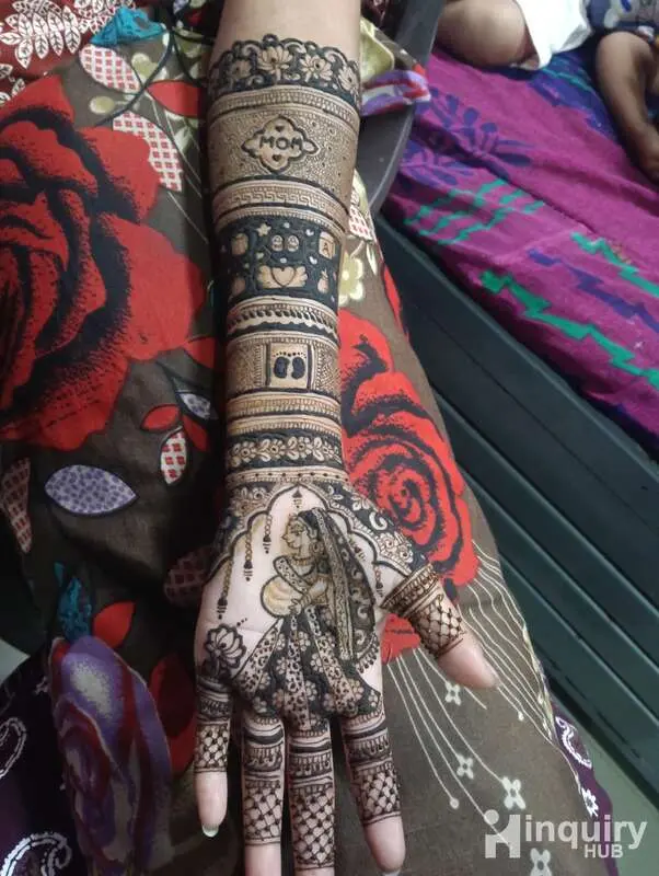 Pramila Mehndi Artist