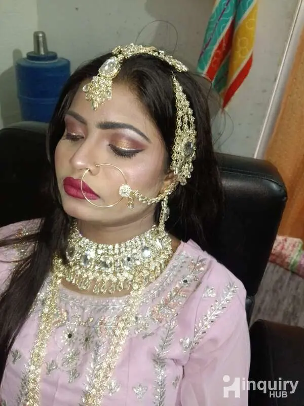 Aayamakeup Artist