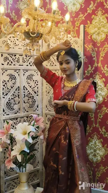 Meena Shaw Makeup Artist
