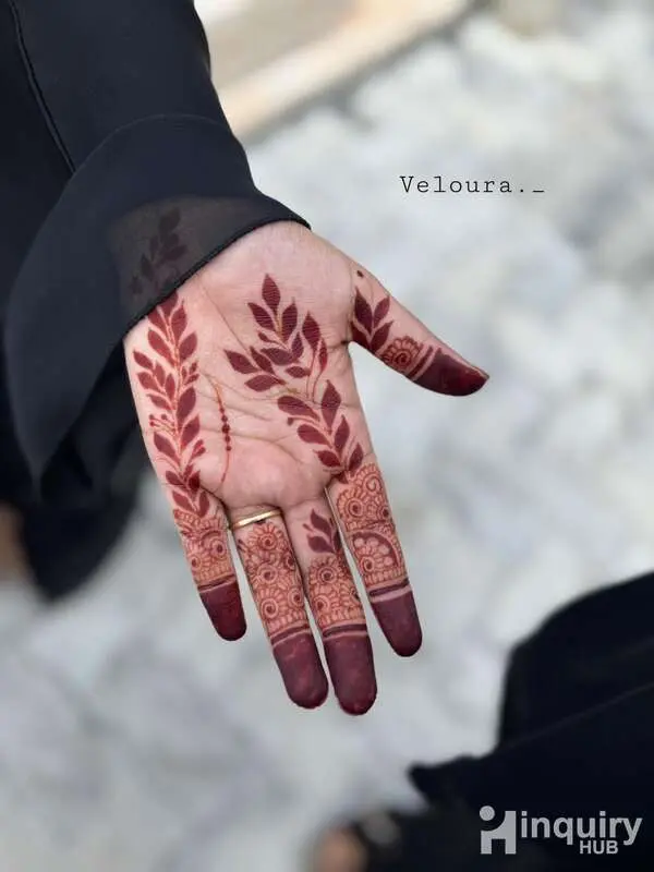 Velouramehndiartist