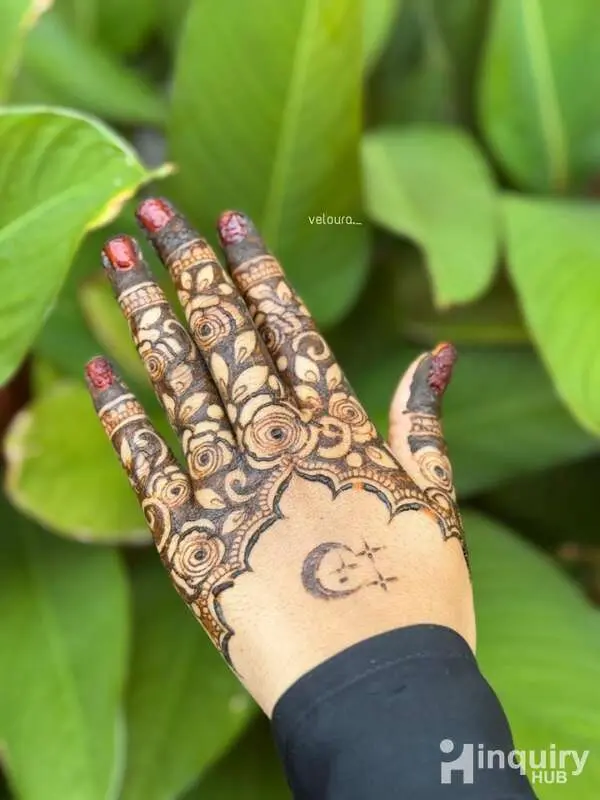 Velouramehndiartist