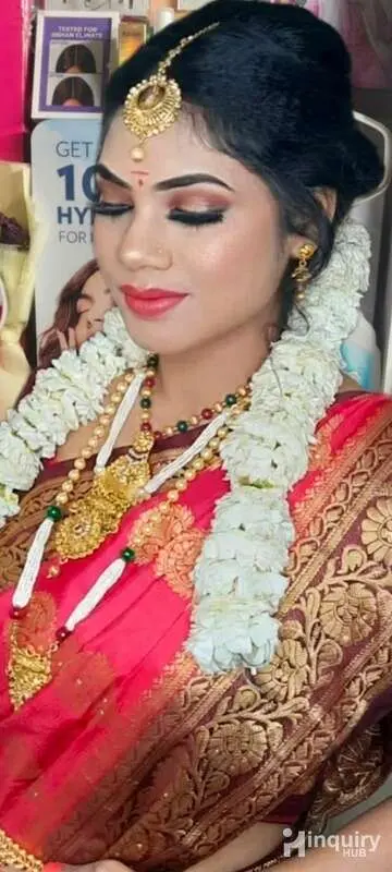Kanak Beauty Parlour