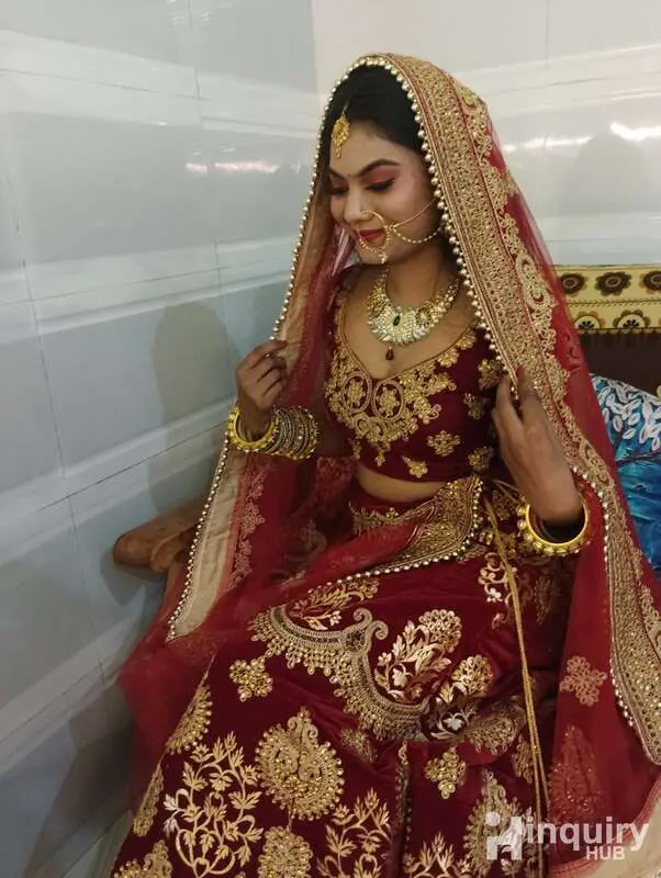Makeup Artist Anu