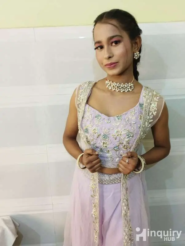 Makeup Artist Anu