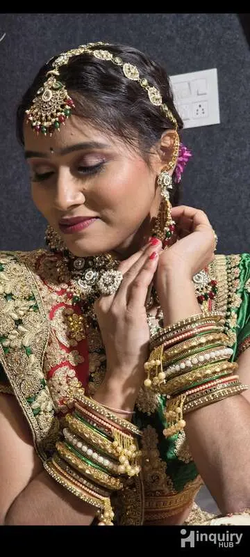 Vaishali Parmar Professional Artist