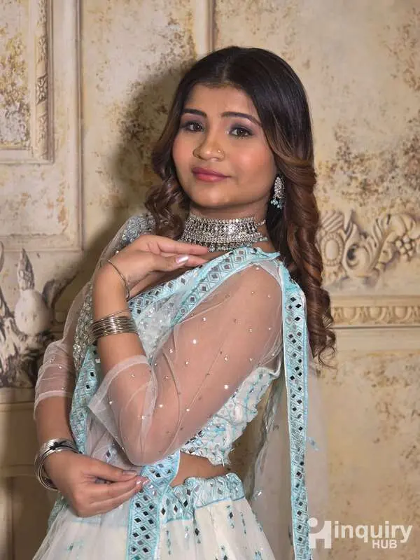 Vaishali Parmar Professional Artist
