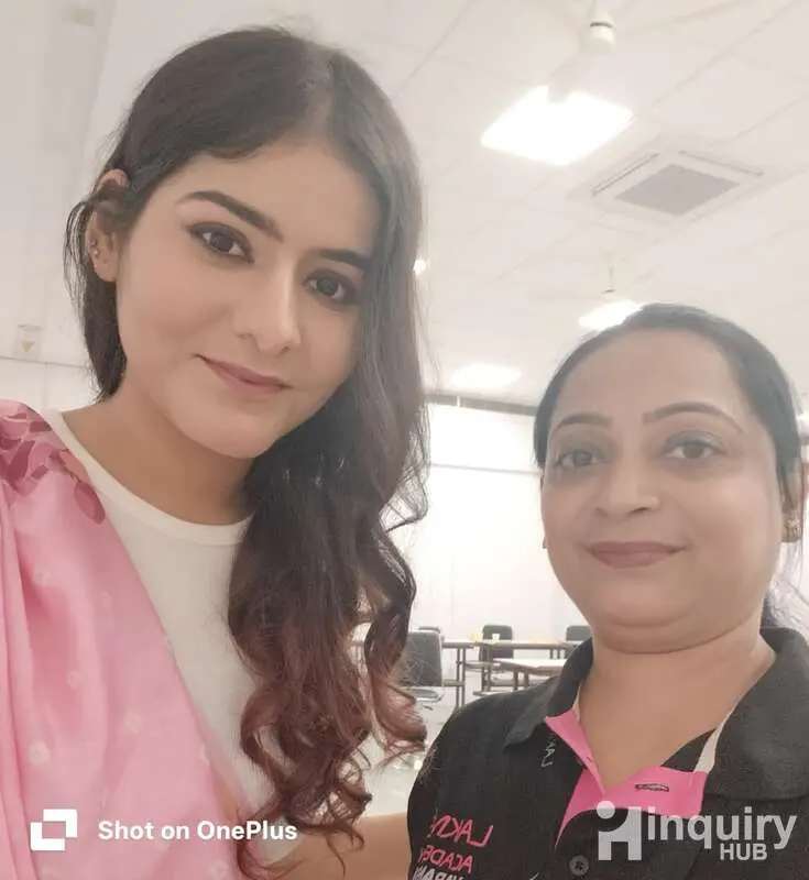 Himanshimakeup02