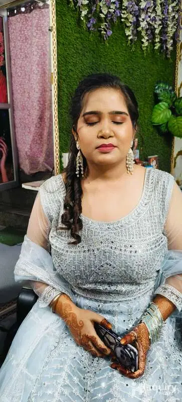 Geeta Beauty Salon