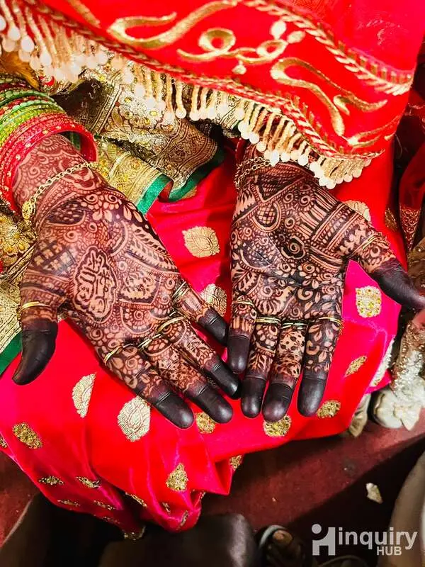 Artistrybyhenna