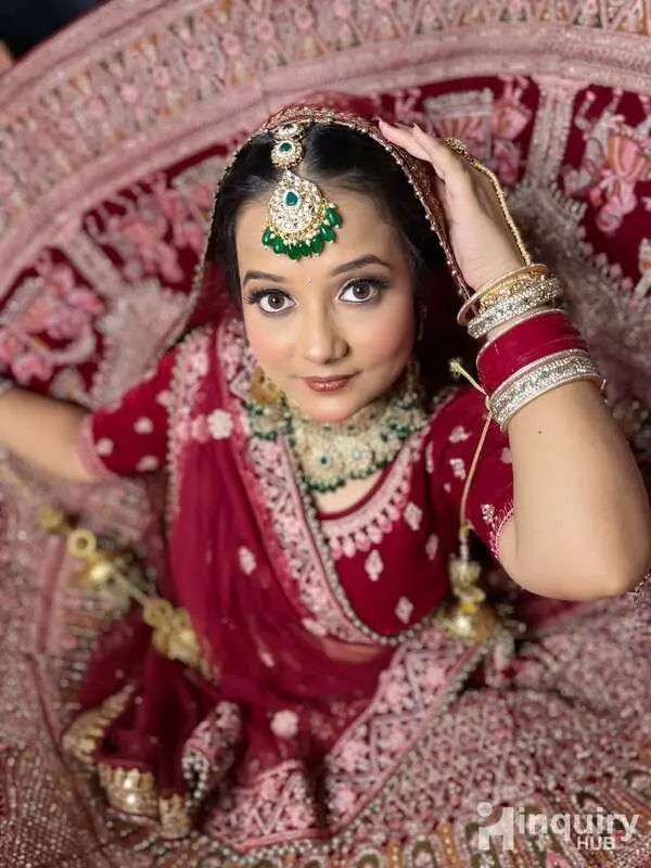 Freelancer Makeup Artist   Nail Technicians