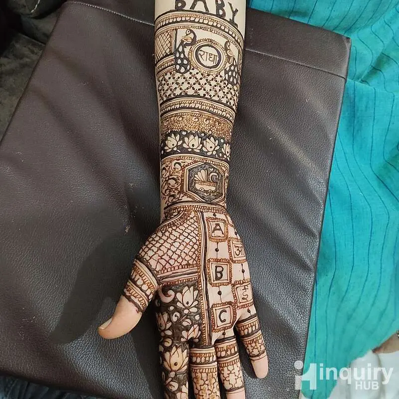 Vrushali Mehandi Artist