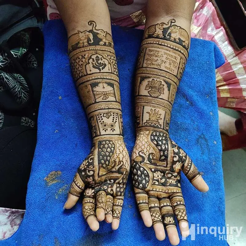 Vrushali Mehandi Artist