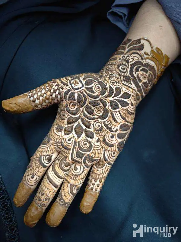 Shabana  Mehndi Artist