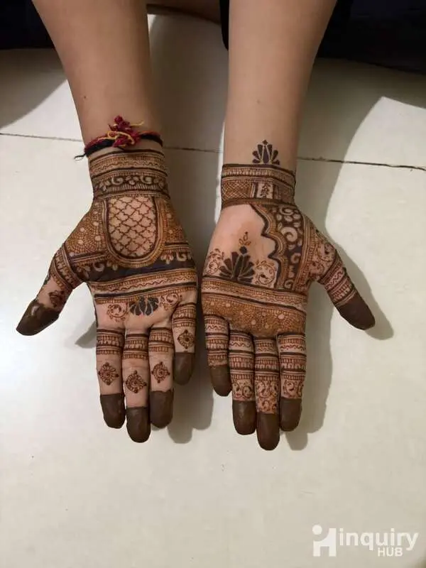 Dhanak Mehendi Artist