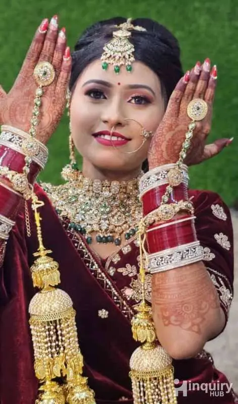 Shivani Makeup Artist Kanpur