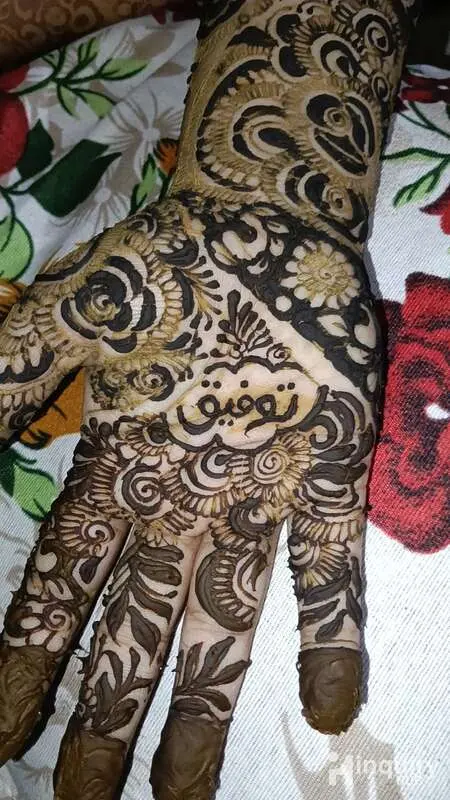 Gulnaz Mehndi