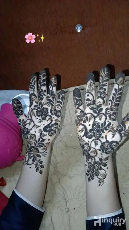 Gulnaz Mehndi