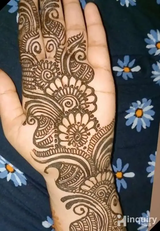 Mehndi Artists