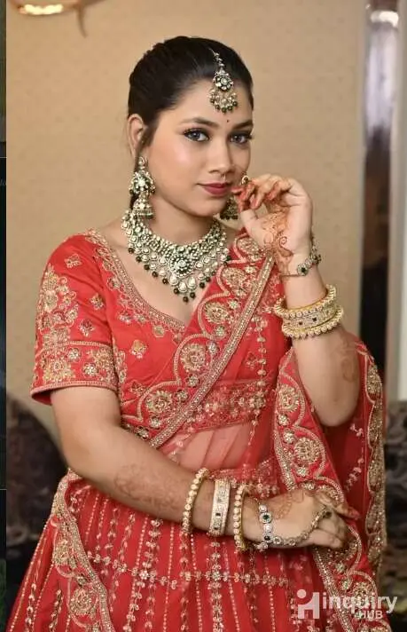 Sneha Shinde Makeup Artist