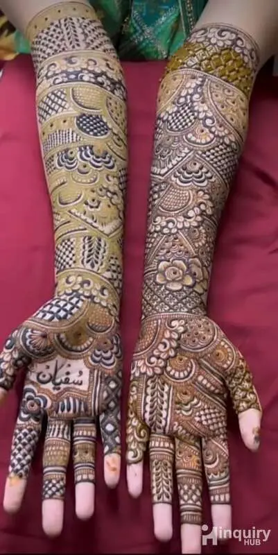 Aaliya Mehndi Artist