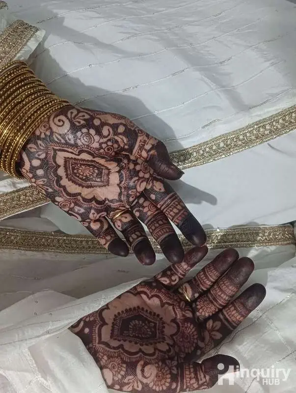 Ruby Mehendi Artist