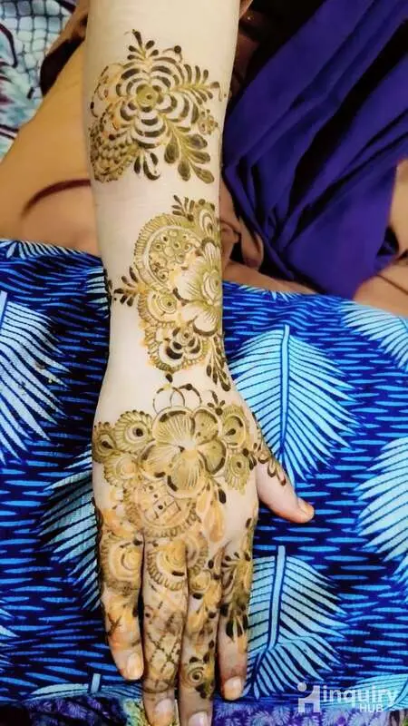 Shama Mehandi Artist