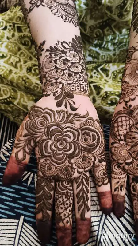Shama Mehandi Artist