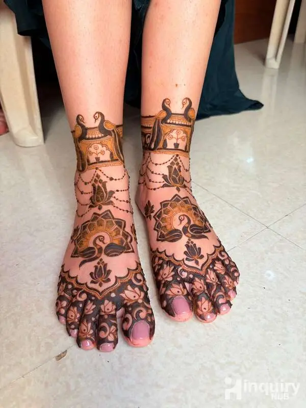 Jinnat Mehndi Artist