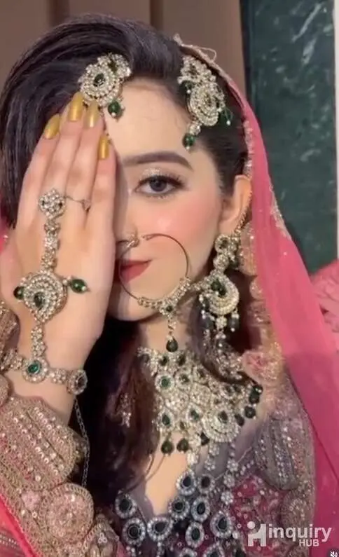 Glamupbyaliya
