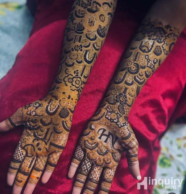 Ishana   Professional Mehendi Artist