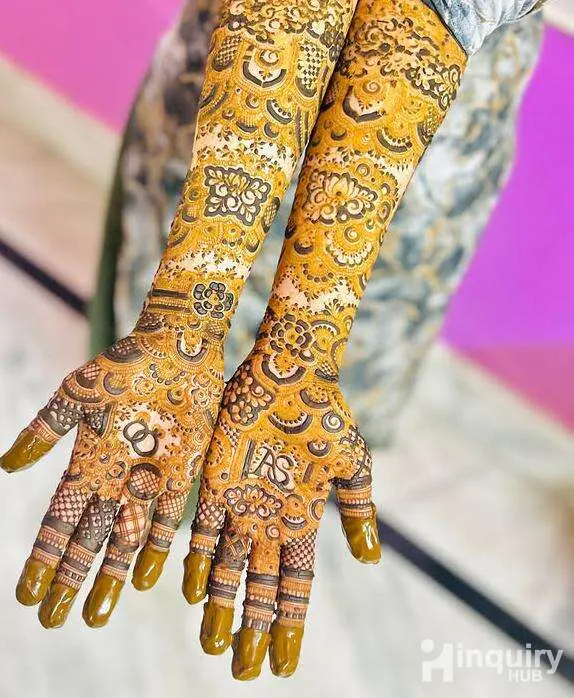 Ishana   Professional Mehendi Artist