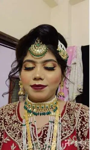 Naseem Begum Makeup Artist