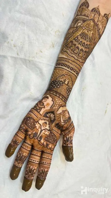 Urvisha Mehndi