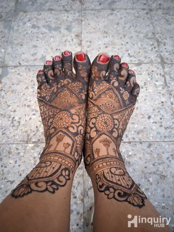 Pragati Mehandi Artist
