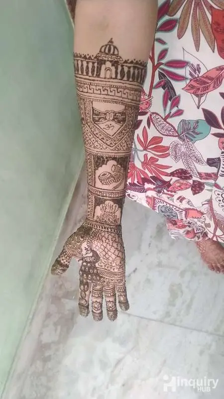V Dhanasri Mehandi Artist
