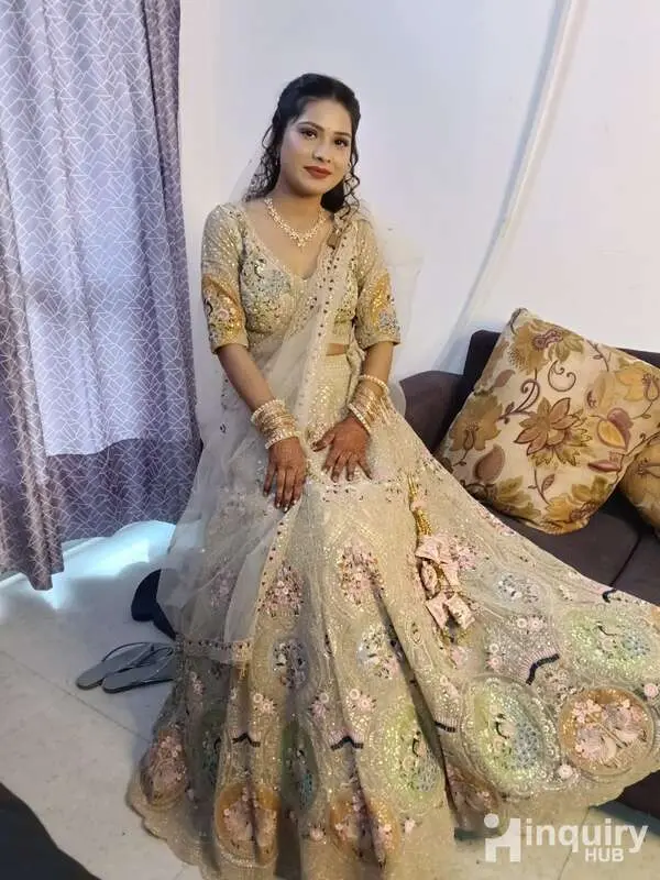 Aura Makeup Studio