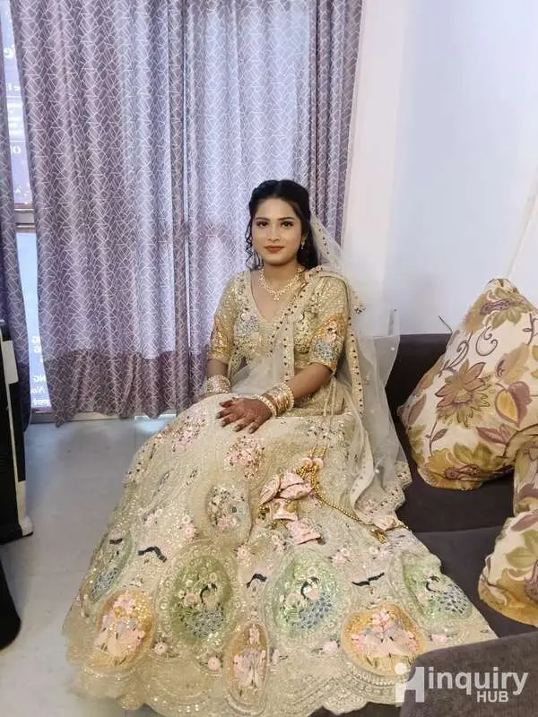 Aura Makeup Studio