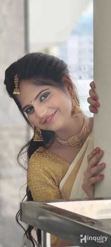 Moon Glow Studio Makeup Artist
