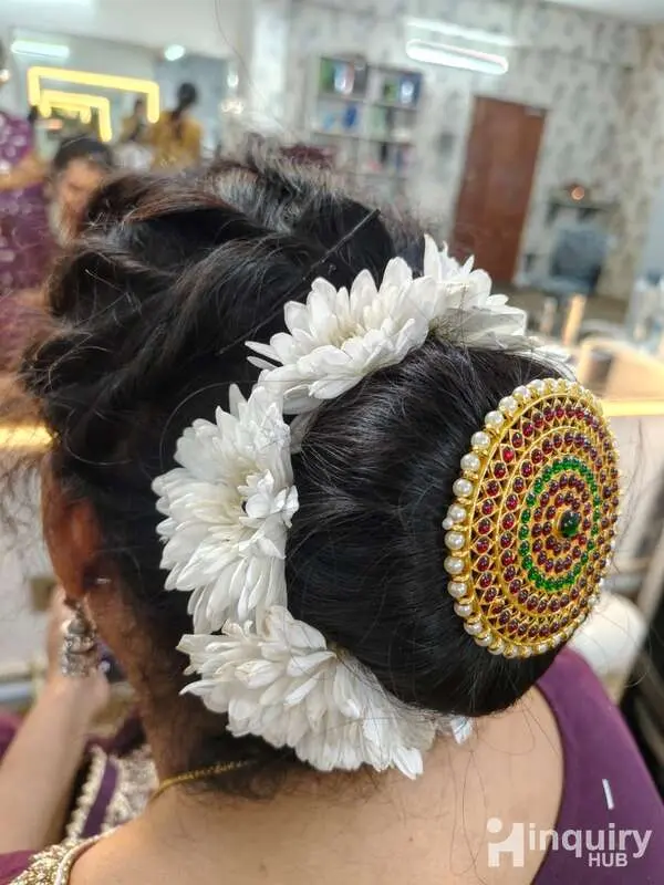 Moon Glow Studio Makeup Artist