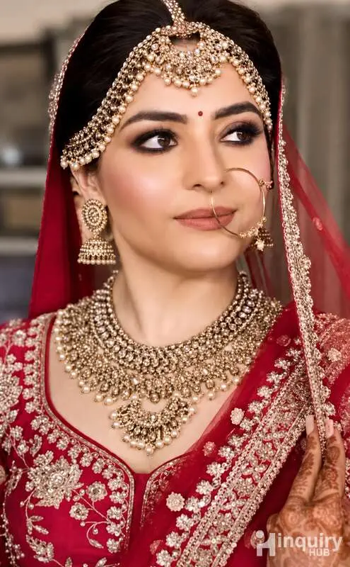 Make Up Artist Swati Awasthii