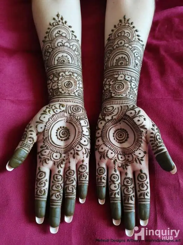 Heena By Nithya Kamatchi