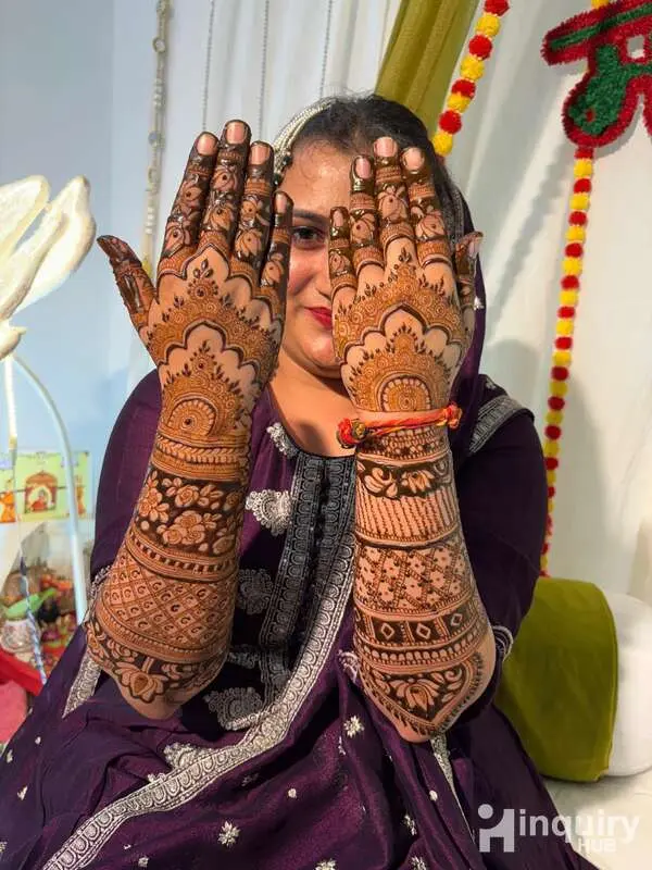 Swarnika Mehendi