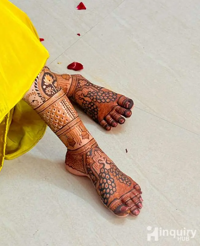 Swarnika Mehendi