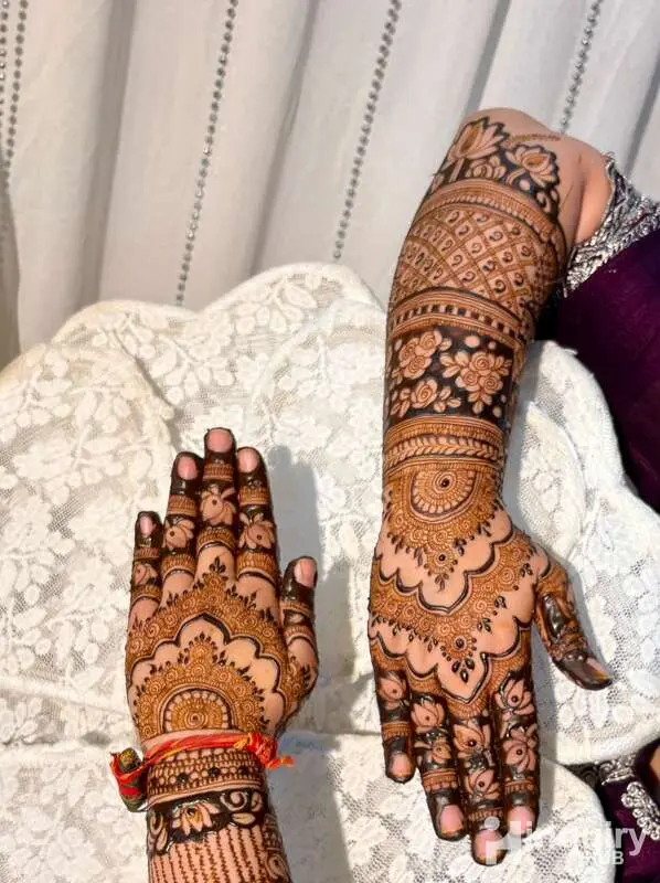 Swarnika Mehendi