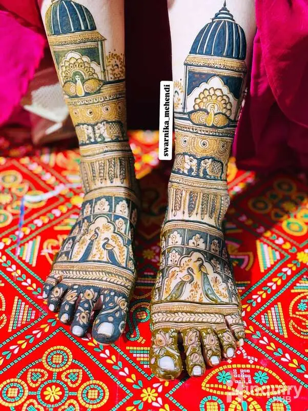 Swarnika Mehendi