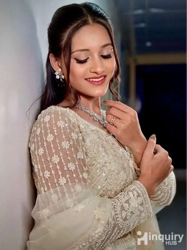 Namrata Barad   Bridal Makeup Artist   Pune