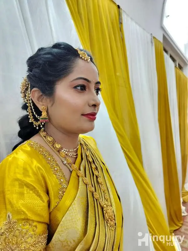 Anjumakeoverartistry