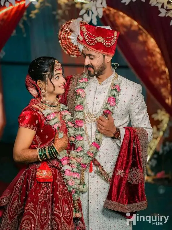 Karan Story Frame