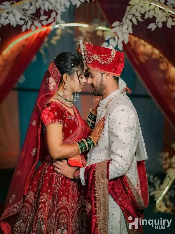 Karan Story Frame