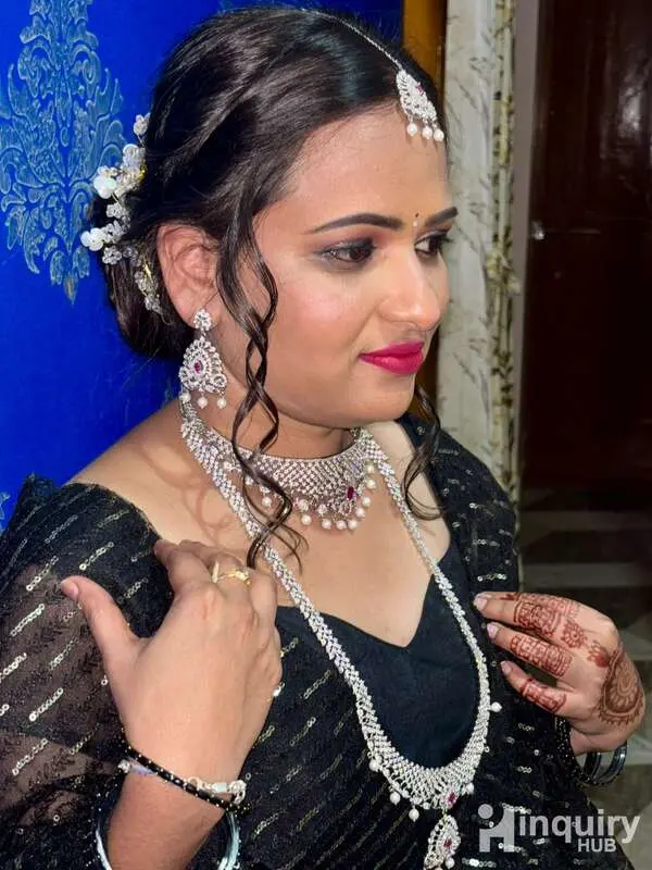Vanita Business  Makeup Artist